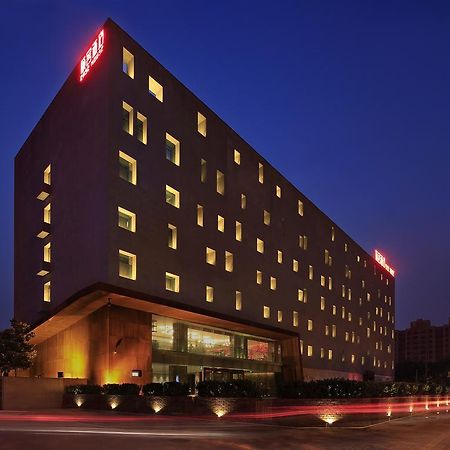 Ease House Luoyang Hotel Luoyang  Bagian luar foto