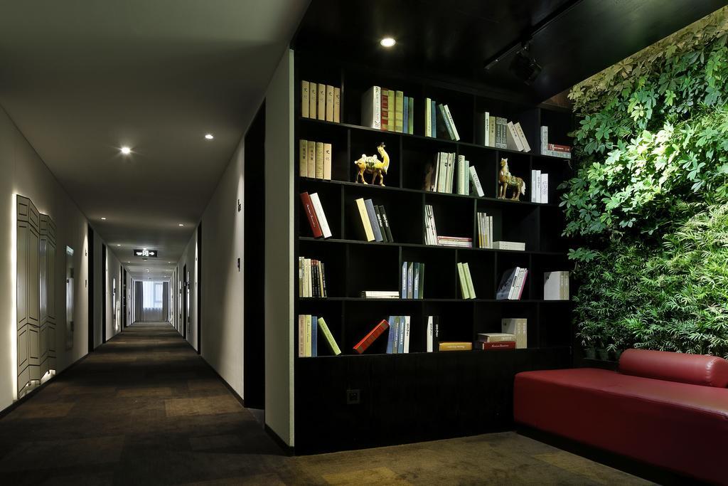 Ease House Luoyang Hotel Luoyang  Bagian luar foto